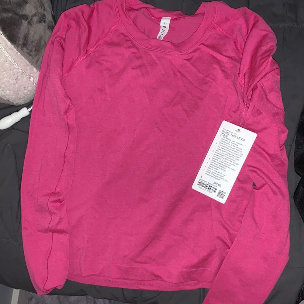 swiftly tech long sleeve 2.0 race length sonic pink lululemon top size 8